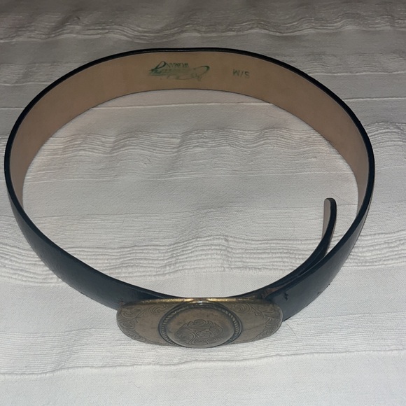 Vintage Leather Belt with Brass Buckle w/Engraved Floral Design. Made in Spain - Picture 2 of 6